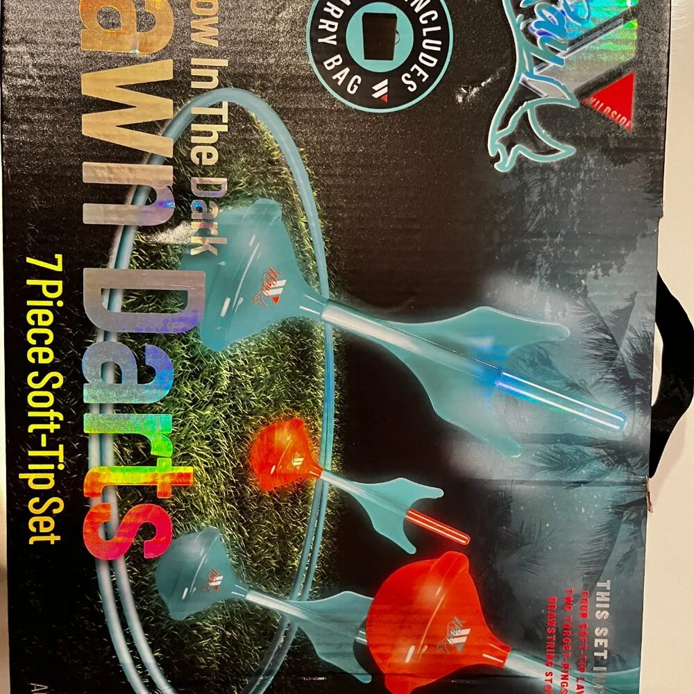 Glow in the Dark Lawn Darts (new)‎ / 7 piece set / new (k/x)